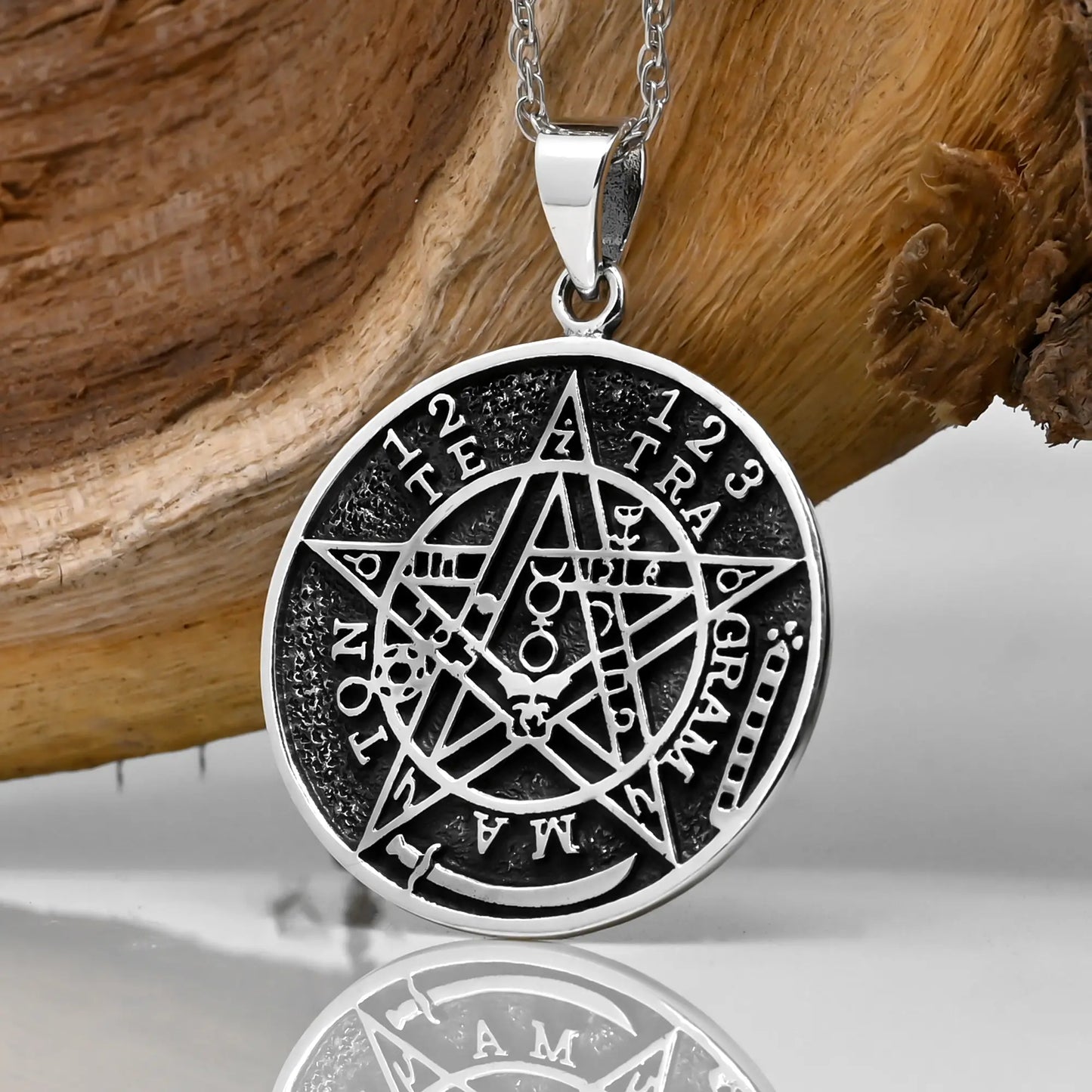Colgante tetragrammaton en plata 925