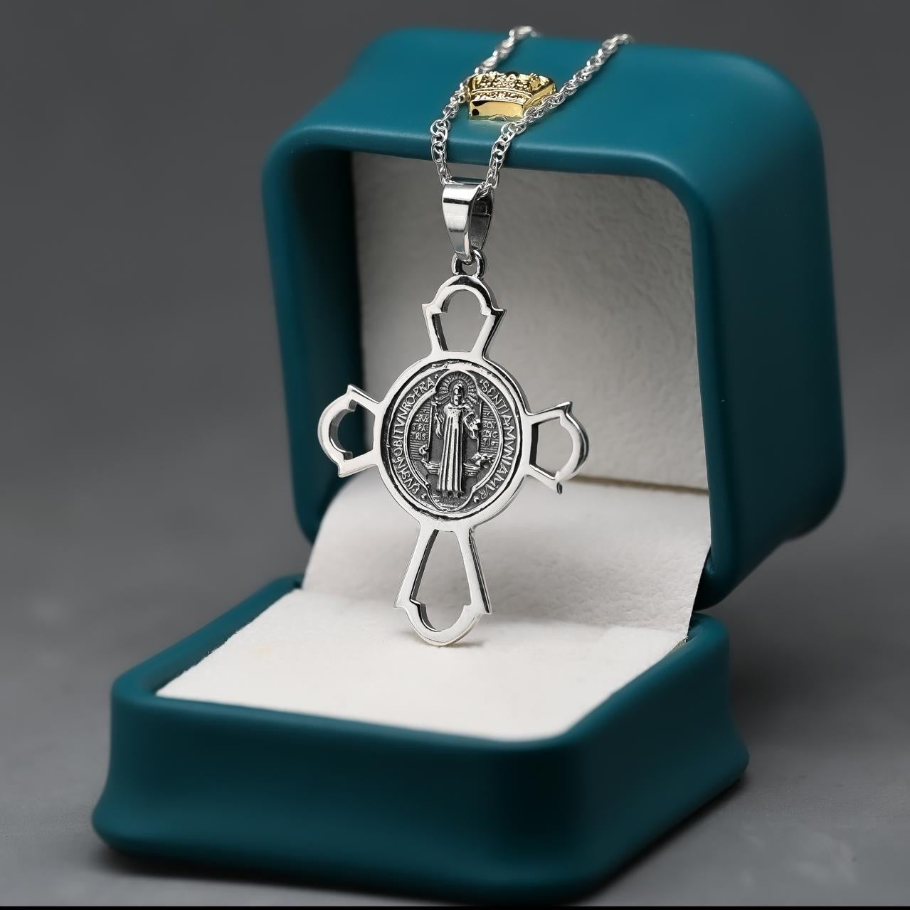 Colgante Cruz De San Benito Protectora En Plata Fina 925